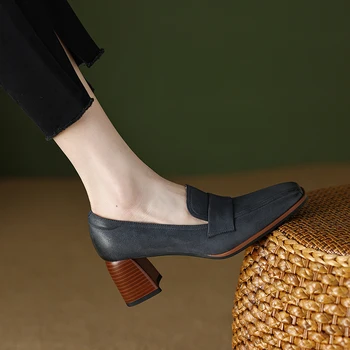 2023 Jar Nové ORIGINÁLNE KOŽENÉ dámske Topánky na VOĽNÝ čas Ženy Slip-On Plytké Čerpadlá Štvorcové Prst Podpätky, Topánky Ženy Zapatos De Mujer